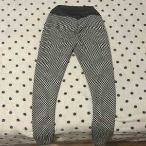 Scrunch Butt Workout Leggings